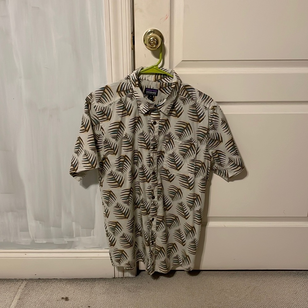 Patagonia Mens Button Up T Shirt